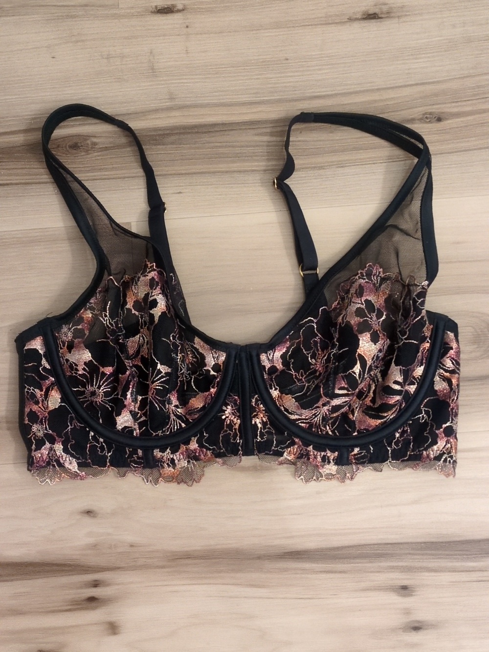 Like New Victoria Secret Dream Angels Sheer Shimmer Bra 34D